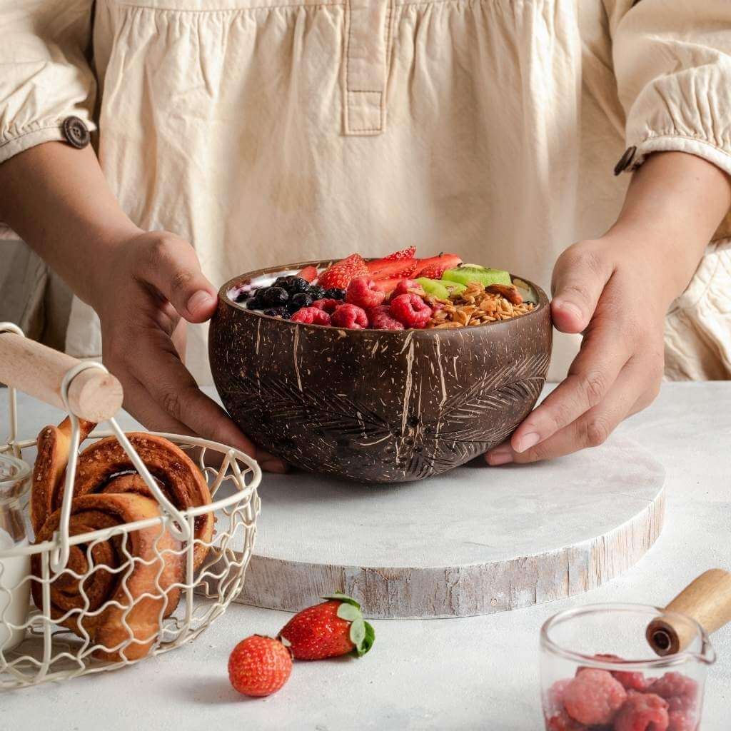 Eco-friendly Coconut Bowls & Spoons Set of 4